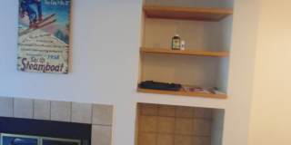 Short-mid term housing, furnished condo 2 bed/2 bath walking distance to Pearl St., CU and close to Hiking and Biking Gallery 7