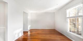 8418 Knights Bridge Road Gallery 8