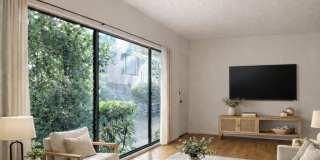 1533 Hayworth Ave Gallery 1