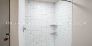 265 E 600 N Gallery 25