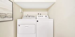 Summit At Warner Center Gallery 45