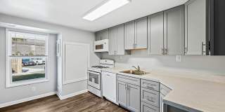 The Townhomes at River's Gate Gallery 12