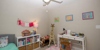 595 E L Ives Drive Gallery 53