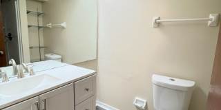 AVAILABLE NOW:  Beatiful 2BR/2.5BA Orange Park / Wells Ridge Townhome Gallery 11
