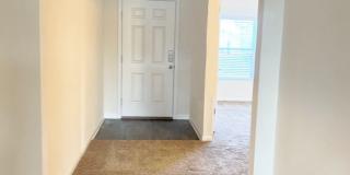 Like New 3/2 Northside home Gallery 6