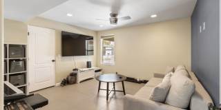 Amazing Scottsdale Luxury home! 5 bedrooms 4 baths! Gallery 24