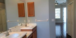 Annual Rental: Luxurious 4 Bedroom 3 bath POOL home in Woodlands of Rivendell! Just Blocks form Pineview School Gallery 18