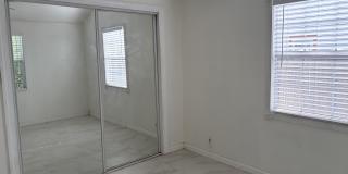 531 West Perry Street Gallery 9