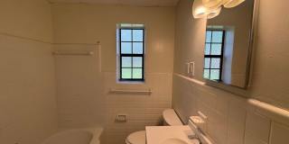 Ready Now! 4/2 Single Family Home in Arlington! Gallery 10