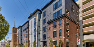 Walnut Street Commons Gallery 3