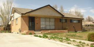 3 Bedrooms & 2 Bathrooms - Single Family Home Gallery 1