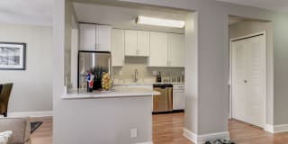 Crystal Plaza Apartments Gallery 20