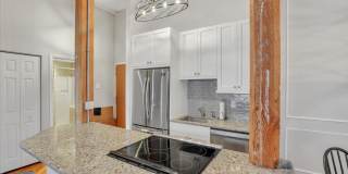 222 Williams Street E Gallery 3