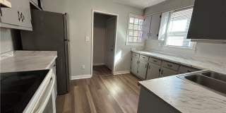 3715 Skidaway Road Gallery 10
