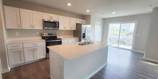 Brand New 3 Bedroom, 2.5 Bathroom Townhouse in Prime Ankeny Location – Available Now Gallery 4