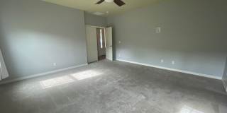 5 bedroom home with attached 3 car garage in Winchester Gallery 13