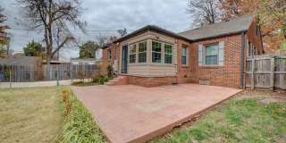 3 Bed | 1 Bath in Midtown! Gallery 21