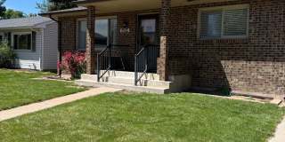 3-bedroom, 2-bathroom home in the heart of Windsor with Detached Workshop! Gallery 1