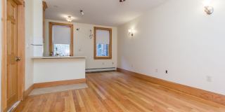 Classic Charm in Beacon Hill | 1 BR, 1 BA Gallery 1