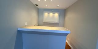 Beautiful and cozy home with 3 bedrooms and 2 full bathrooms and finished basement Gallery 21