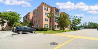 2861 Somerset Dr Gallery 2