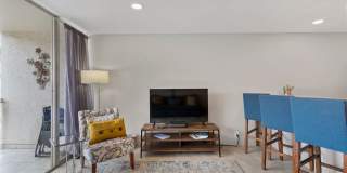 Full Ocean View, Fully Furnished Condo |Across from Surf Beach|Pool |Renovated |Heart of Kihei Gallery 14