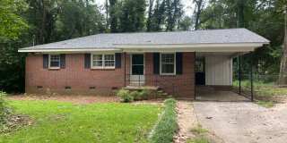 Charming Home Available in August! Gallery 8