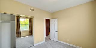 Bright 2BD/2BA Townhouse in Serra Mesa with Balcony, Fireplace & Resort-Style Amenities Gallery 14