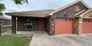 902 Safari Dr Gallery 1