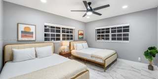 1030 SW 14th Ter 1030 SW 14th Ter Gallery 16