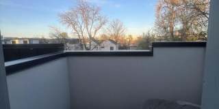 1565 N King Street Gallery 10