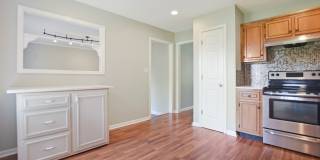 Pet Friendly Three Bedroom! Gallery 10