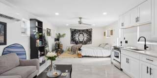 926 W Moreland Street Gallery 27