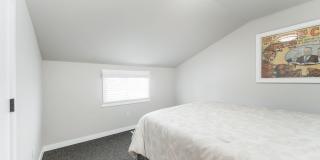 FURNISHED HOUSE! Short or Long Term! Large Newly Renovated Fully Furnished Modern 5 Bedroom Home with 3 Separate Living Rooms! Gallery 21