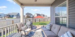 Spacious 4BR House in Clarksville Gallery 13