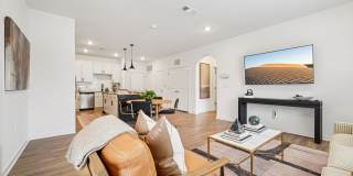 Colina Hillside Gallery 9