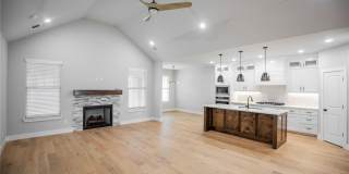 7843 Range Ave Gallery 6