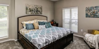 Whispering Hills Apartments Gallery 14