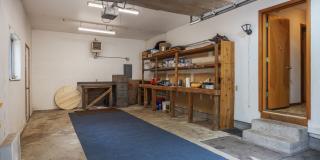 Vintage Charm Meets Modern Comfort in Fairbanks! Gallery 31