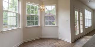 Beautifully maintained 4 bedroom, 2.5 bathroom home for rent in South Chesapeake! Gallery 21