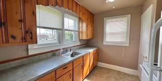 532 DUNLAP Street Gallery 9