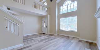 East El Paso Split Tri-Level 3 bed/2 bath Refrig A/C with bonus loft! Gallery 6