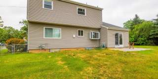 300 MACCLELLAND Avenue Gallery 3