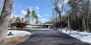 Nasson in the Pines | Fobes Hall Gallery 30