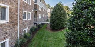 Oakland Hills Gallery 18