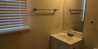 Cozy Aurora Condo Gallery 25