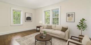 55 Monroe Place Apartments Gallery 1