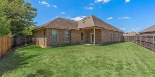 1576 Riverview Lane Gallery 28