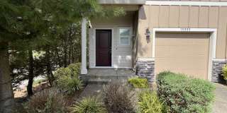 Stylish 3-Bedroom Bethany Residence with Open-Concept Living, Fenced Yard, and Attached Garage Gallery 4