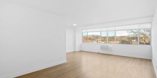 The Rittenhouse Gallery 12